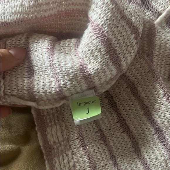 St John elegant knitted jacket. Good condition, good quality. Size 4. - Picture 6 of 8